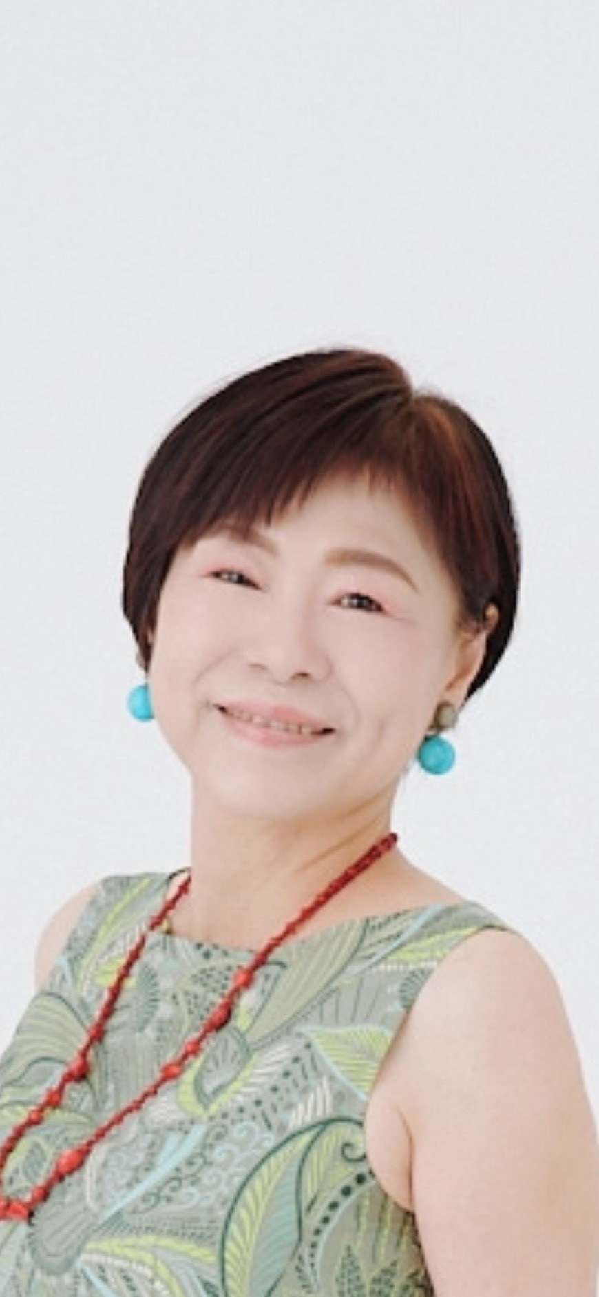 山田千鶴子氏